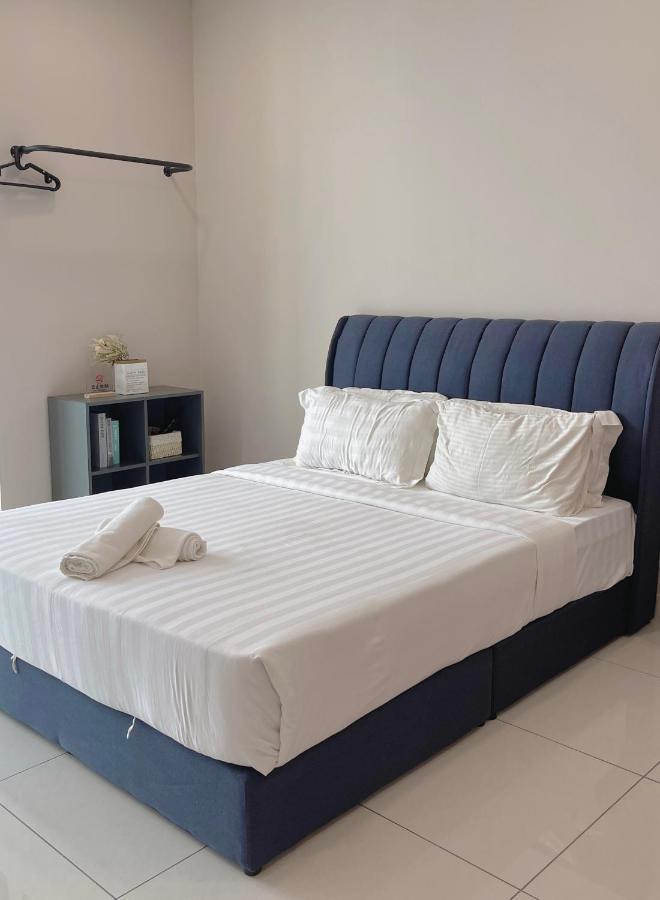 Atria Sofo Suites - Петалинг-Джая Экстерьер фото