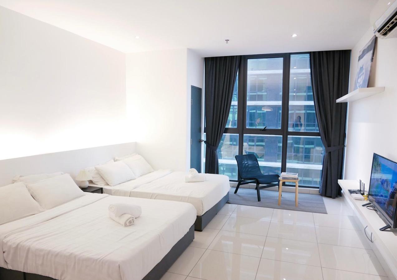 Atria Sofo Suites - Петалинг-Джая Экстерьер фото
