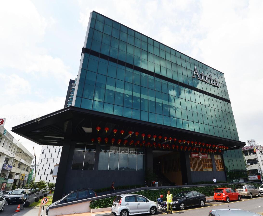 Atria Sofo Suites - Петалинг-Джая Экстерьер фото